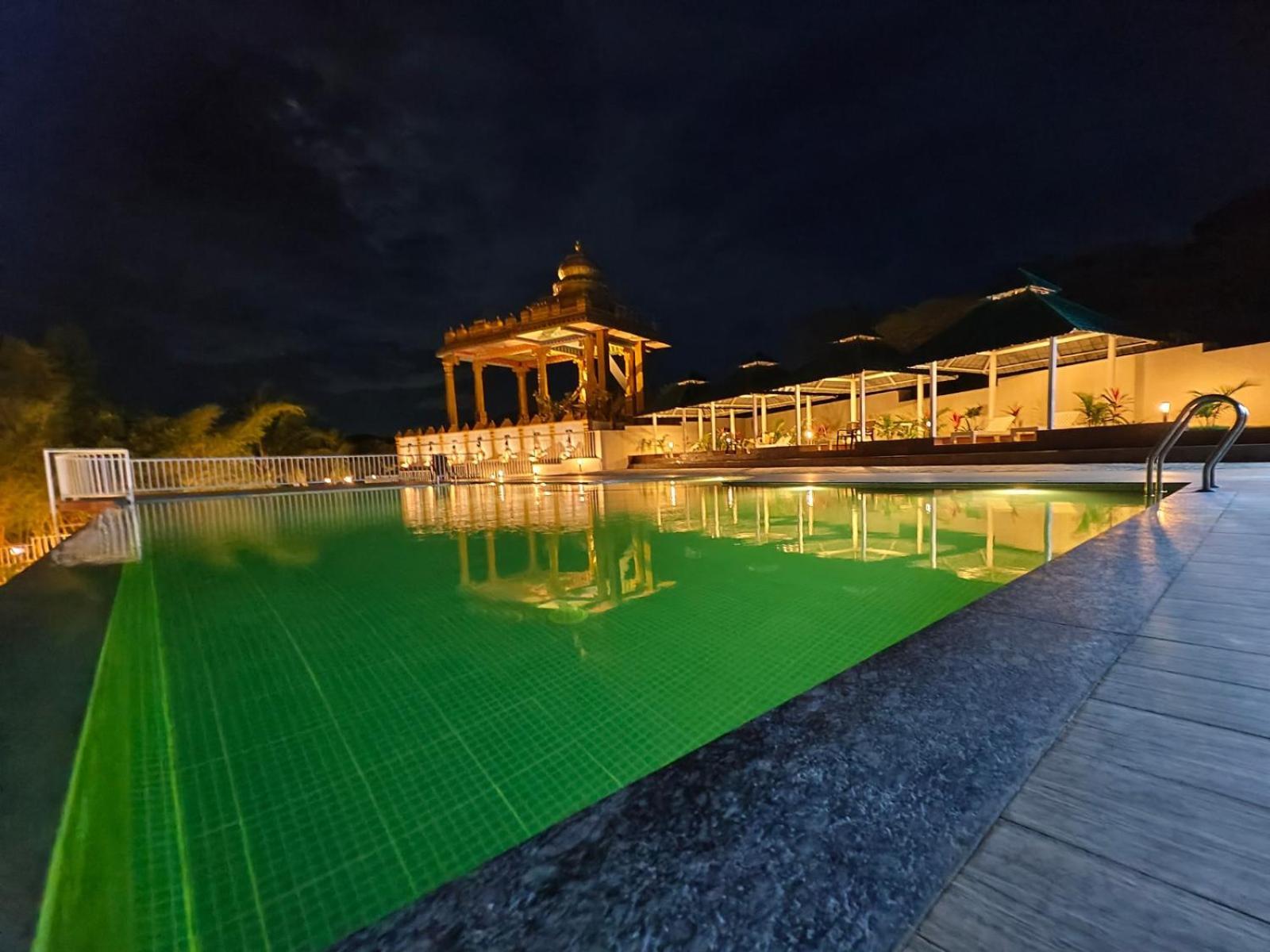 Nirvana Holistic Living Varagampadi Buitenkant foto
