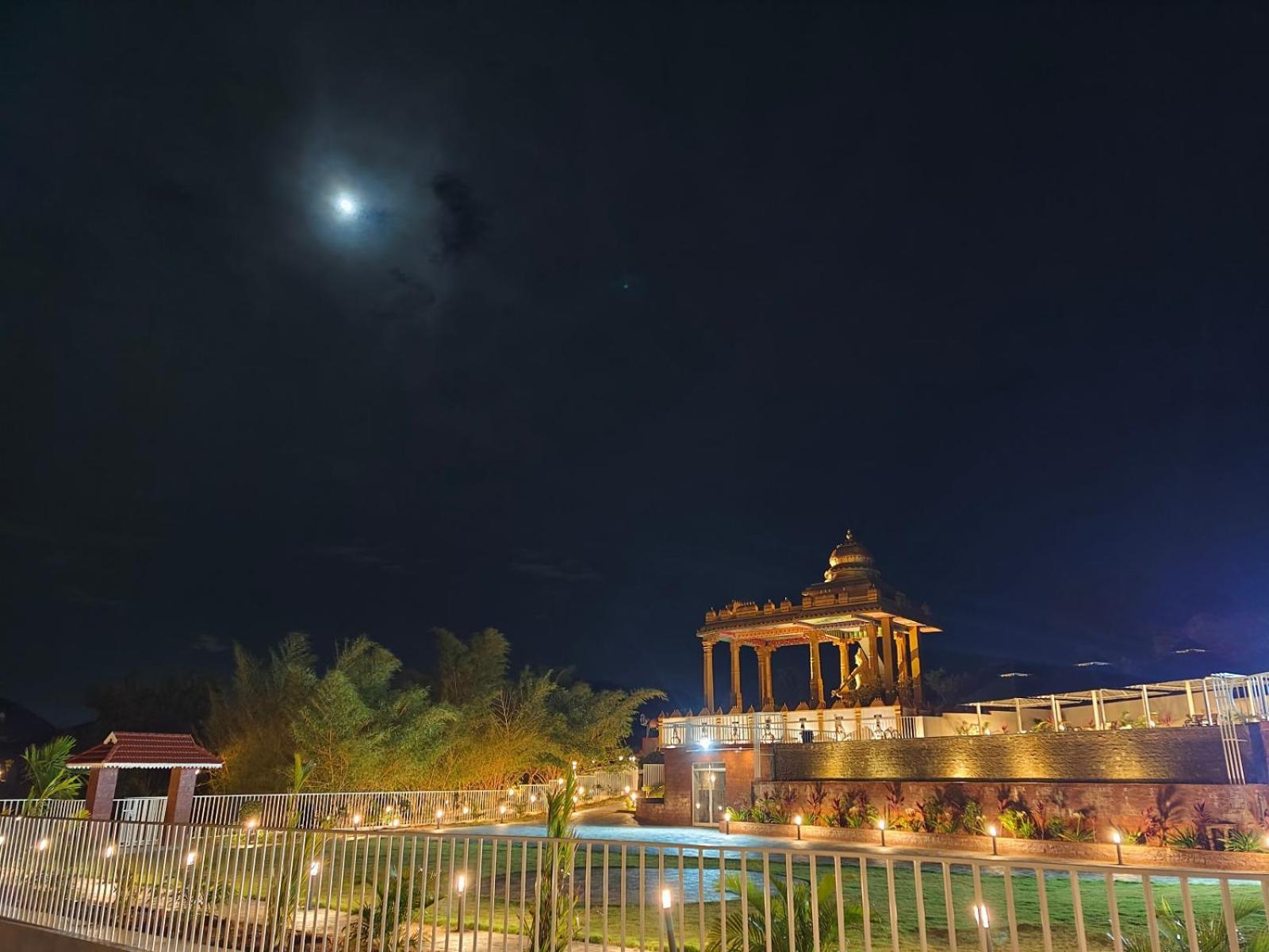 Nirvana Holistic Living Varagampadi Buitenkant foto