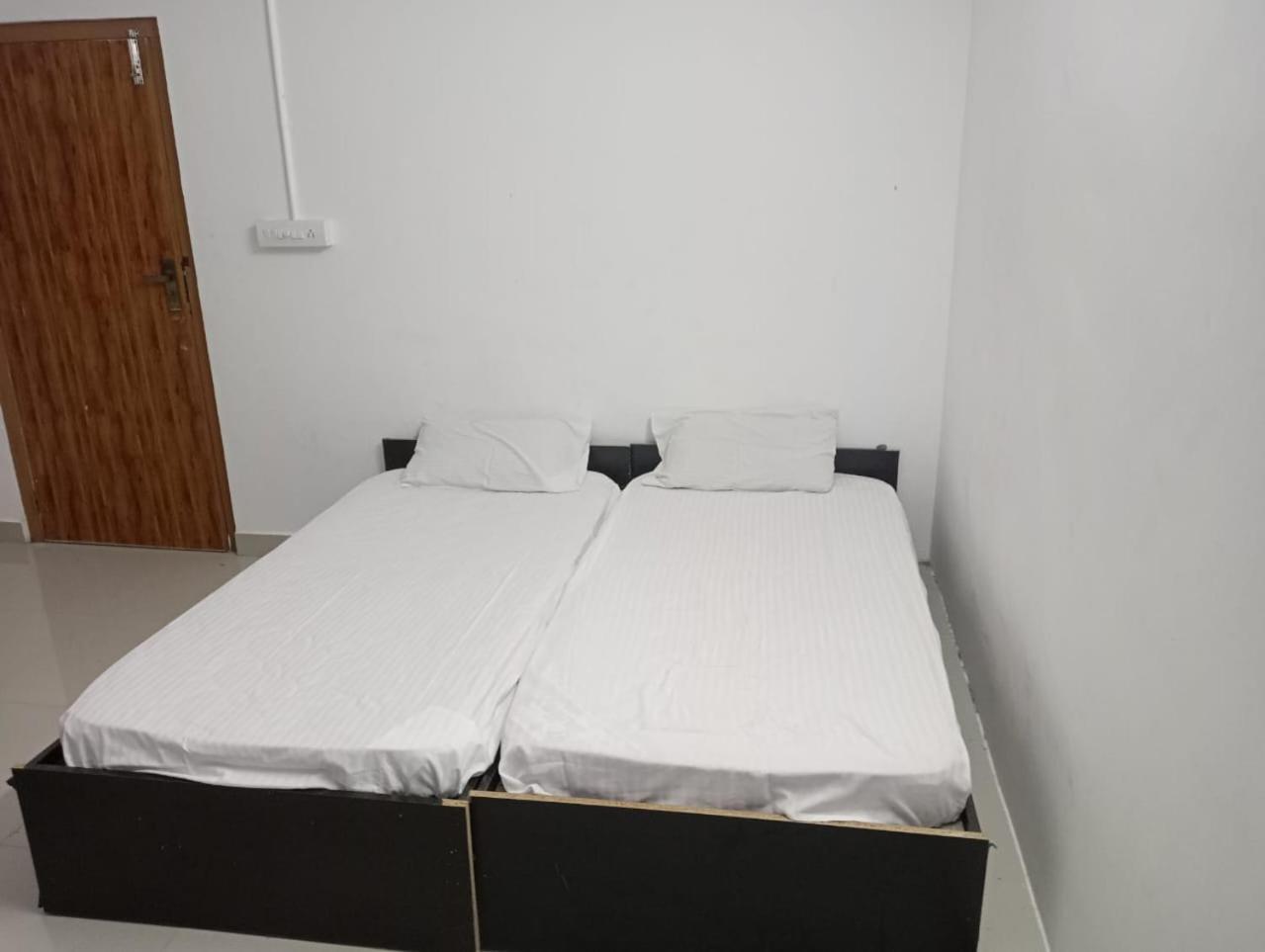 Nirvana Holistic Living Varagampadi Buitenkant foto